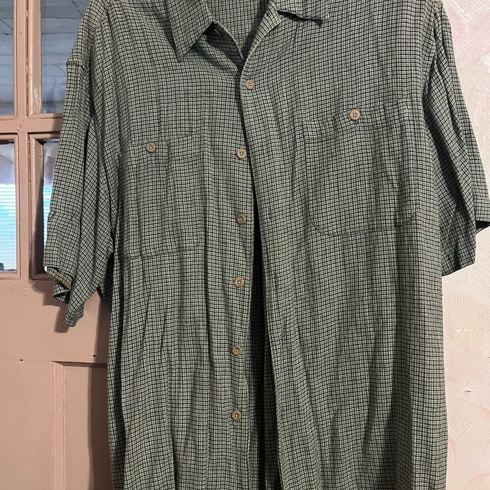 Classic Green Checkered Men's Shirt